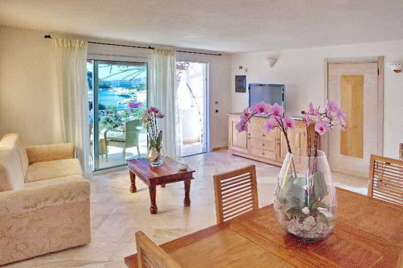 Residence Living Poltu Quatu Arzachena Eksteriør bilde